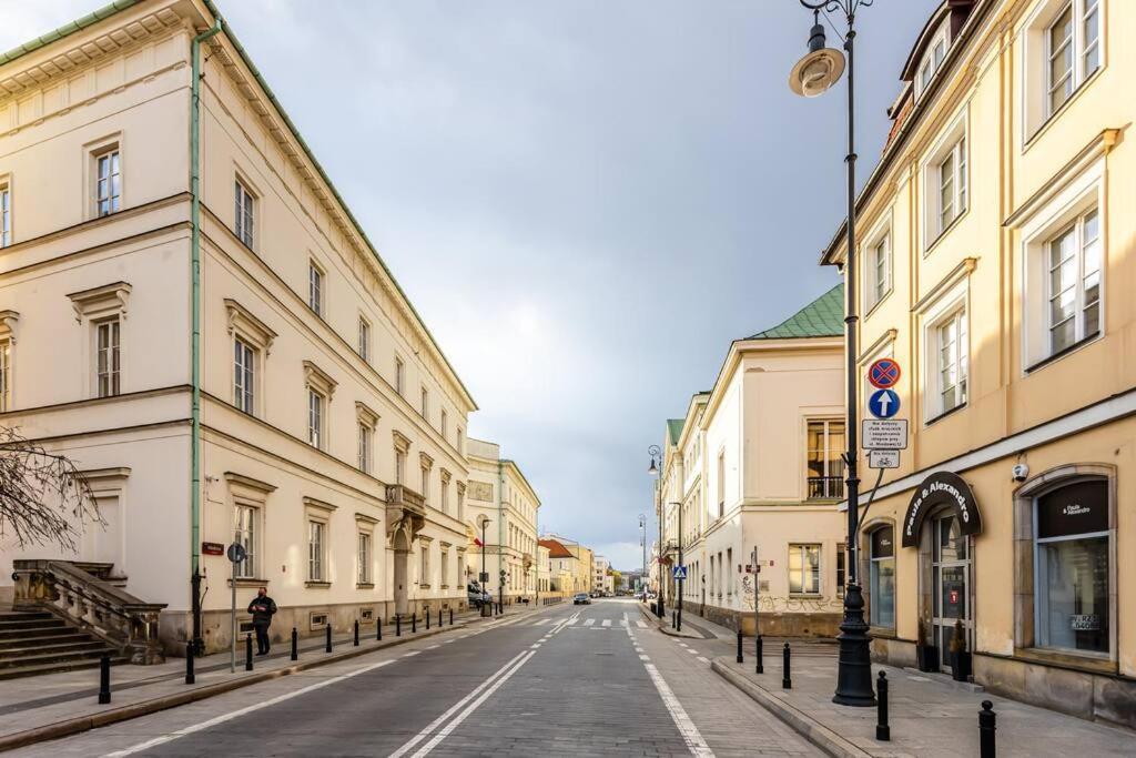 Miodowa 12, Old Town / 200 M From Castle Square Varsóvia Exterior foto